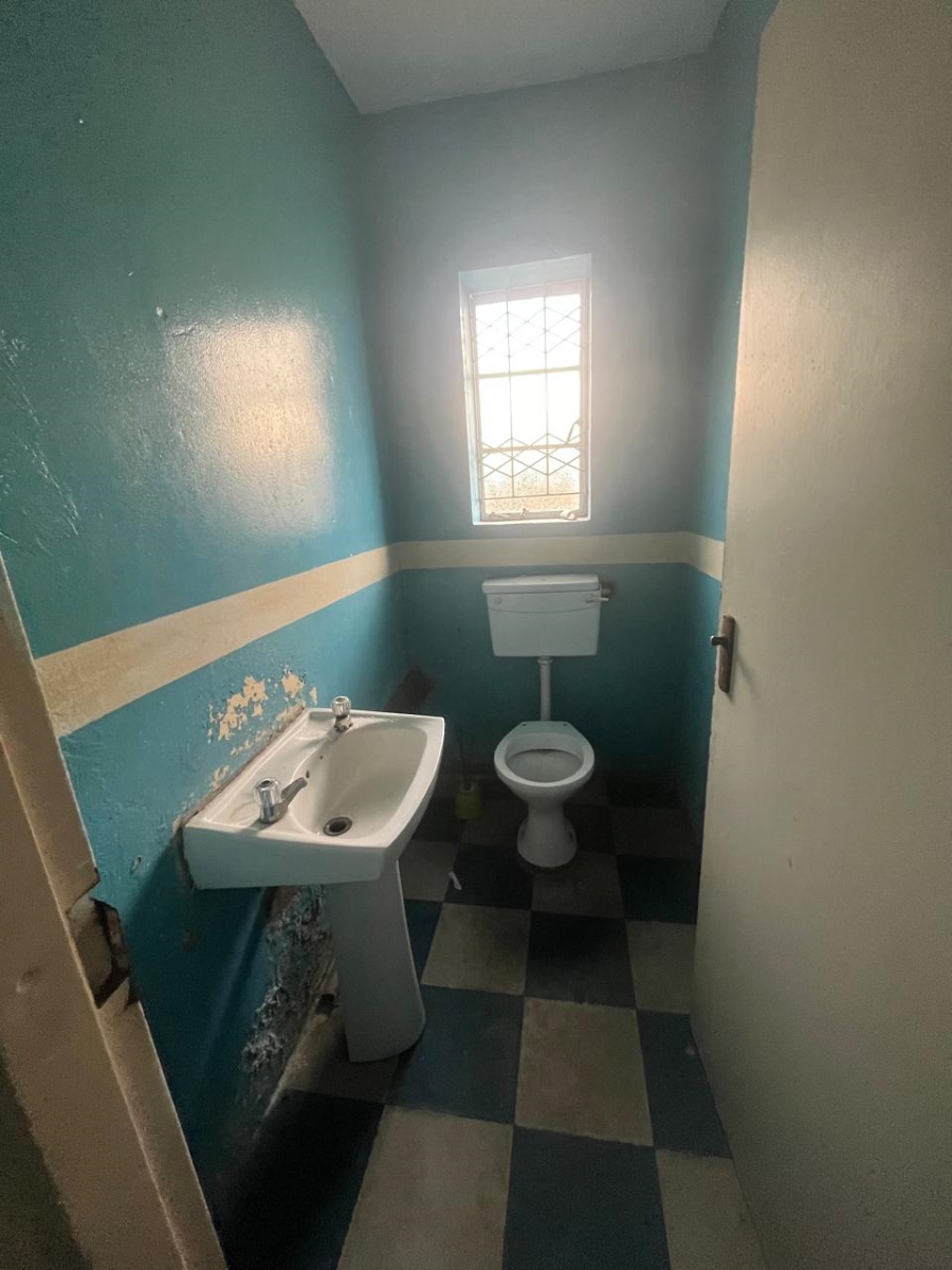  Bedroom Property for Sale in Kwazakhele Eastern Cape
